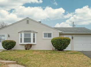 27 Wyndmoor Dr, Wyndmoor, PA 19038