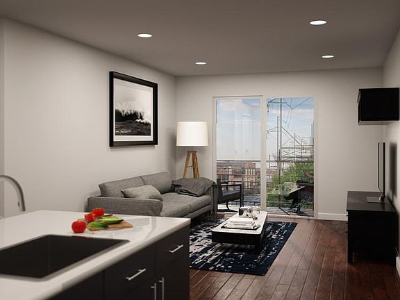 4th image of 2503 Washington Ave #301