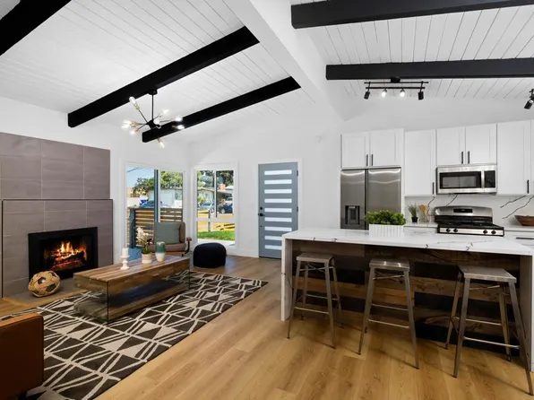 5017 La Paz Dr, San Diego, CA 92113