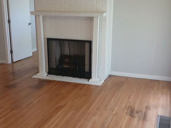 5th image of 1070 Rushmeade Rd