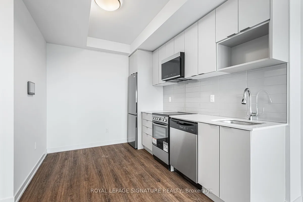 Building Photo - 4569 Kingston Rd #1106