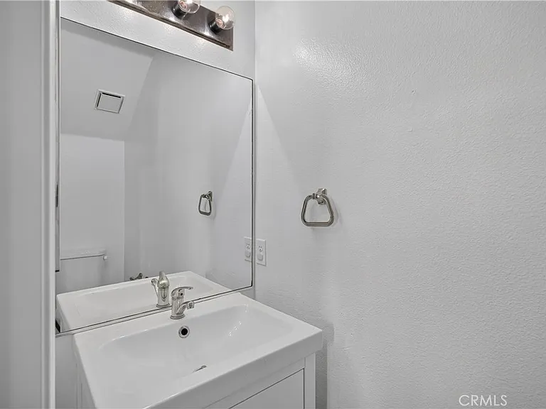 8539 Citigate Dr — Photo 25