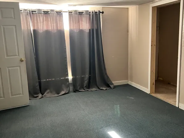 215 Washington Ave, Swainsboro, GA 30401