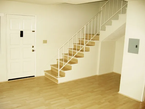 16862 Blanton Ln APT B, Huntington Beach, CA 92649