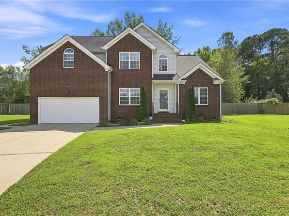 207 Catalpa Ct, Suffolk, VA 23435