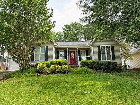 2nd image of 138 Riverrun Dr