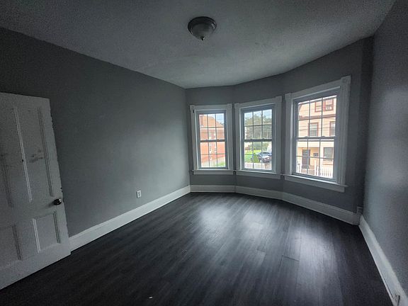 5th image of 459 Penn St #2E