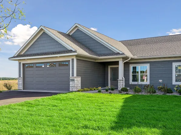 1004 Turner Ln, New Richmond, WI 54017