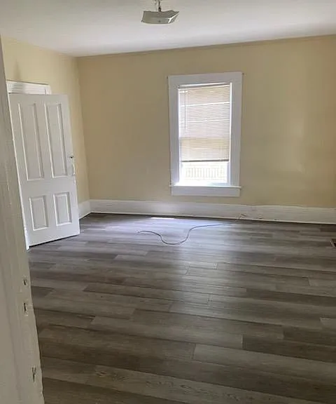 2418 Avenue H — Photo 12