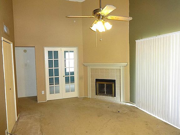3rd image of 2510 Silver Cypress Dr