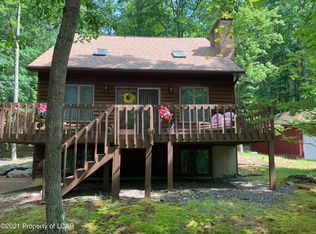 155 E Lake Valley Dr, Hazle Township, PA 18202