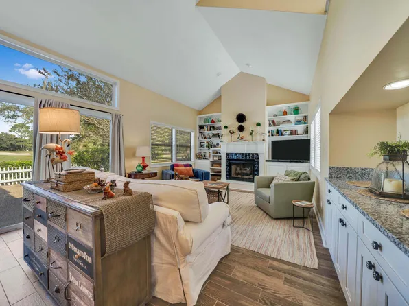 901 Sea Robin Ln, Panama City Beach, FL 32408