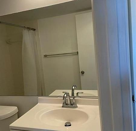 5th image of 2786 Tennis Club Dr APT 104
