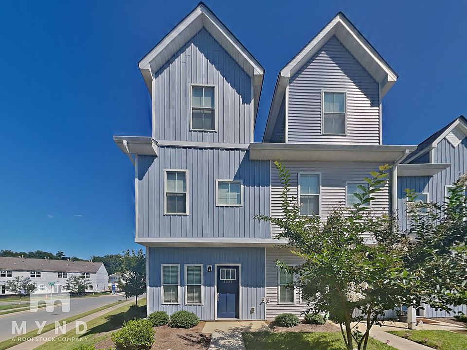 1st image of 2387 Eagle Creek Ct