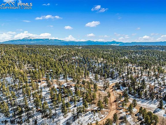 3rd image of 2028 Crystal Peak Dr