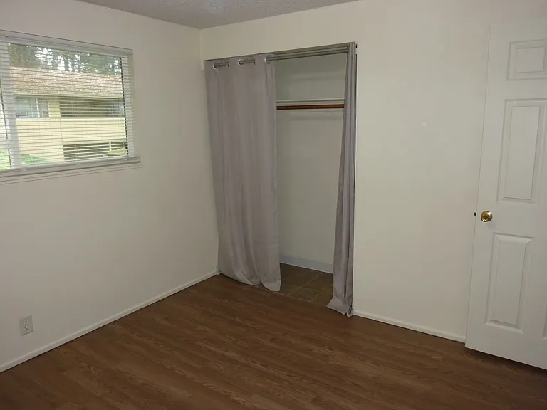 2703 E 19th St #2703 — Photo 7