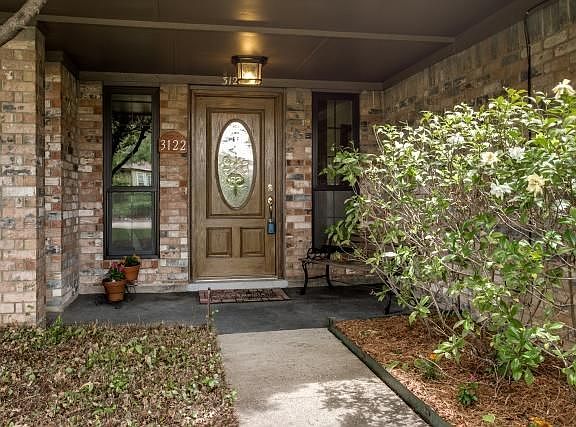 2nd image of 3122 Fairwood Dr
