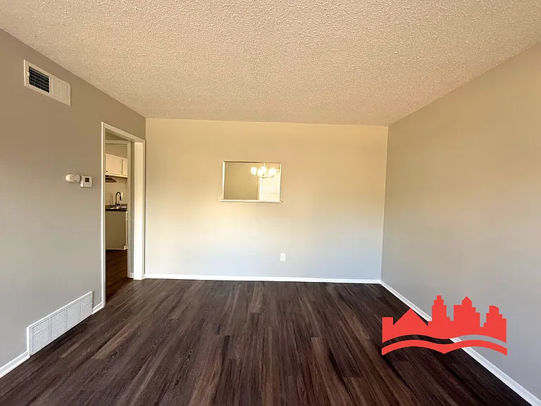 5286 Broken Oak Dr — Photo 5