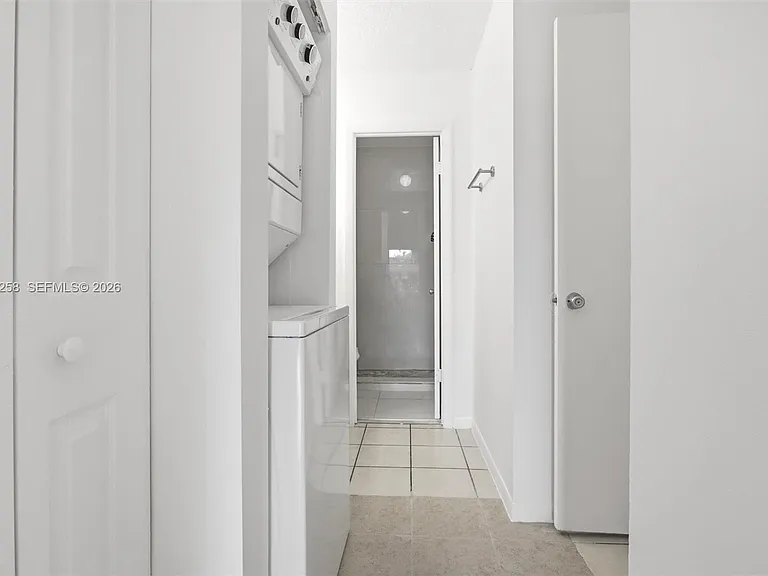 810 SW 129th Pl #209 — Photo 17