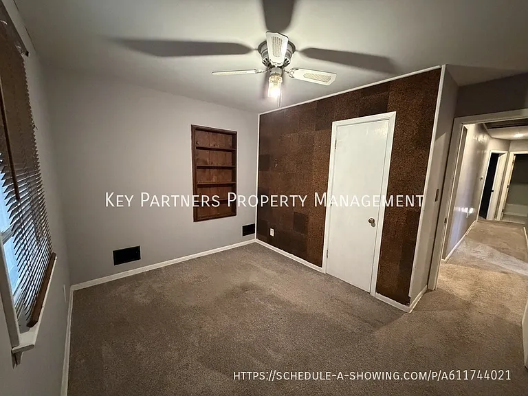 821 S Edgemere Dr — Photo 10
