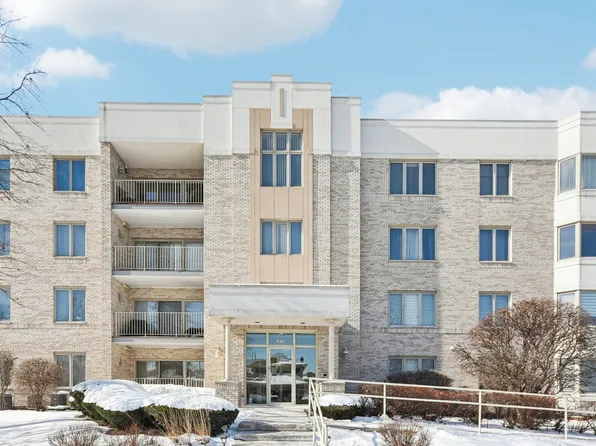10720 S Washington St APT 406, Oak Lawn, IL 60453