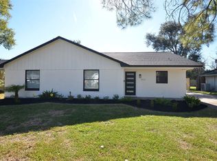 9519 Fairdale Ln, Houston, TX 77063