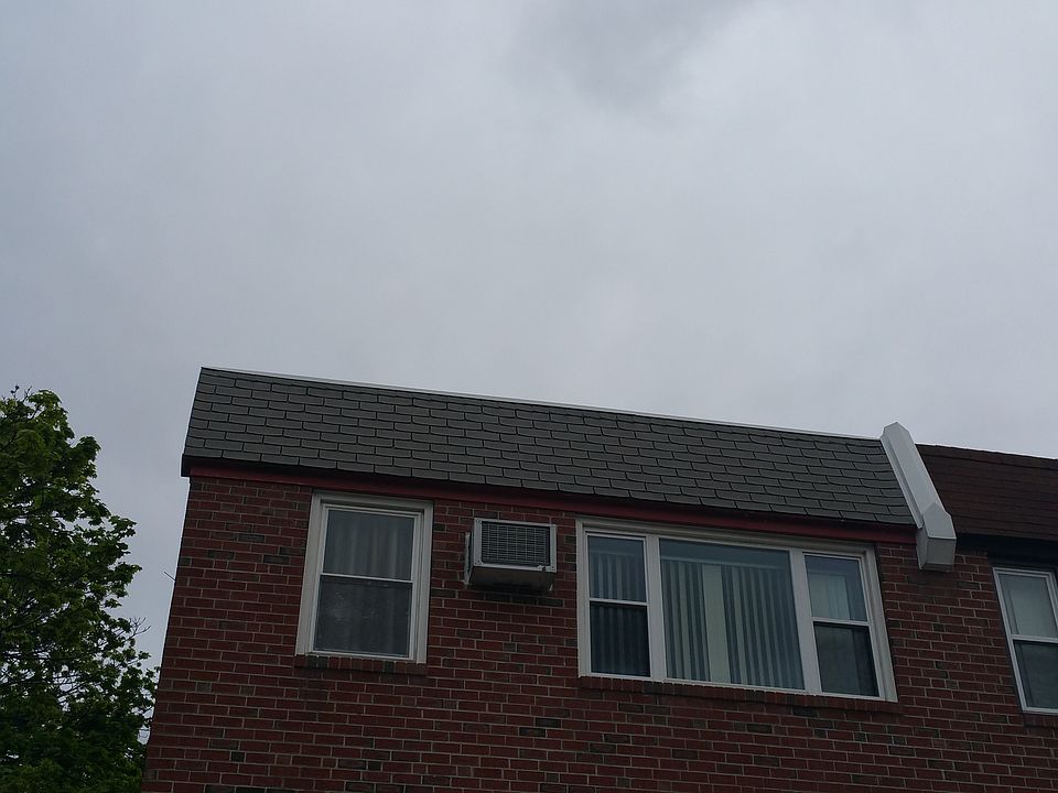 2nd image of 298 Ridgeway Plz