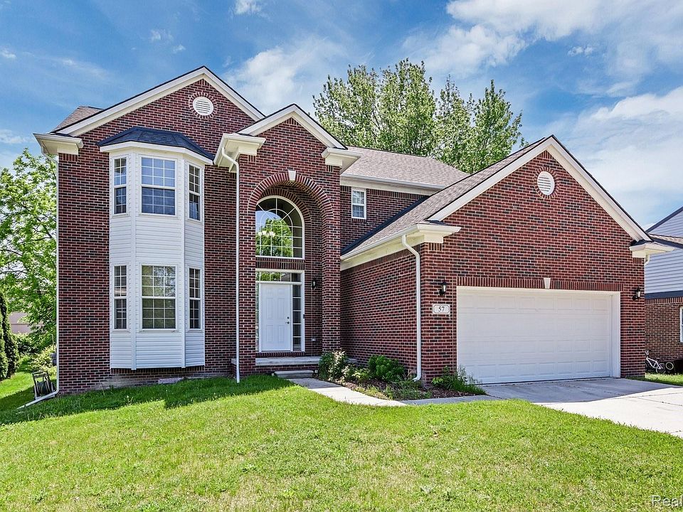1st image of 57 Forthton Dr