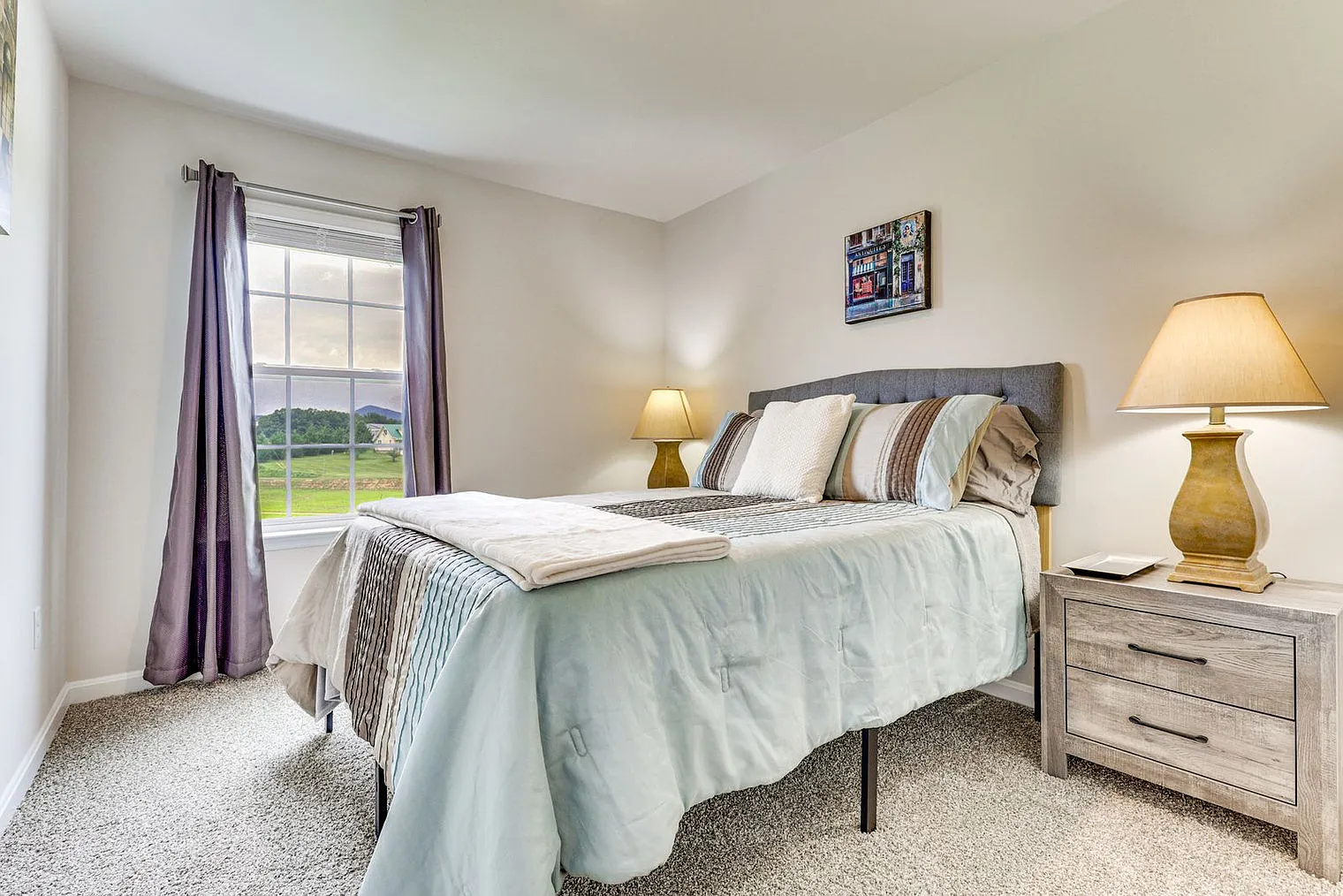 3 bed, 2.0 bath, 1496 sqft, $3,580 — Photo 4
