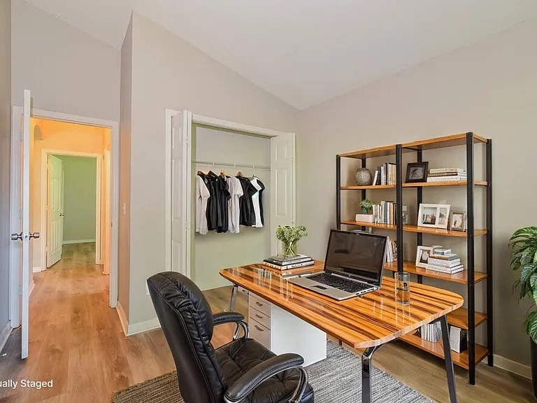 23 Patmore Ash Way — Photo 15