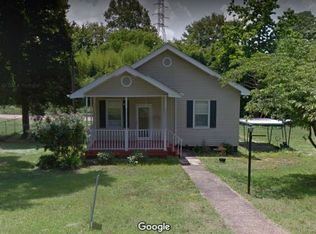 32 Crescent St, Lyman, SC 29365