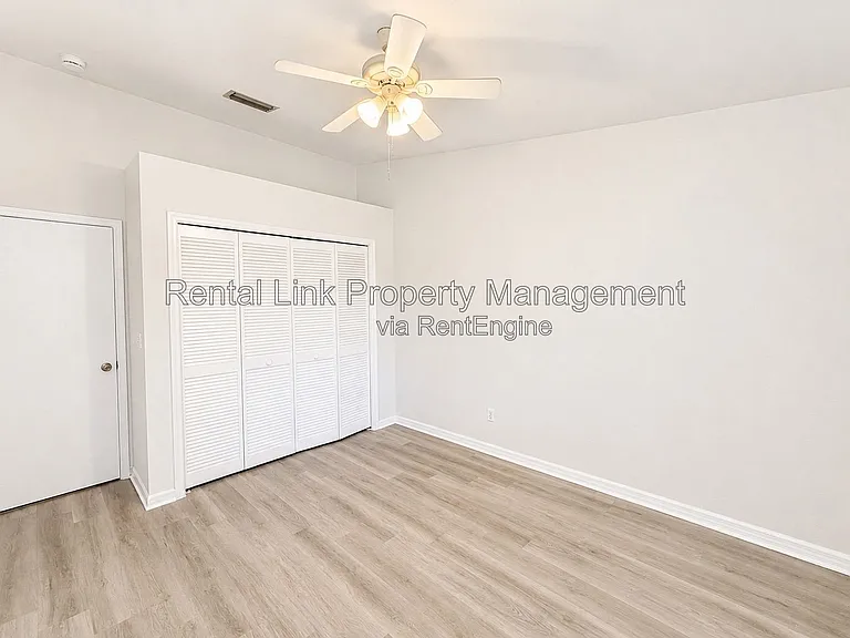 320 SW 3rd Pl #3 — Photo 19