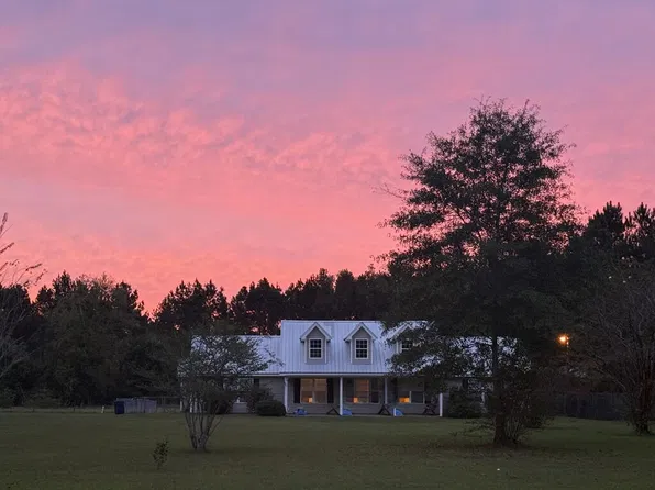 1724 Hopkins Rd, Webb, AL 36376