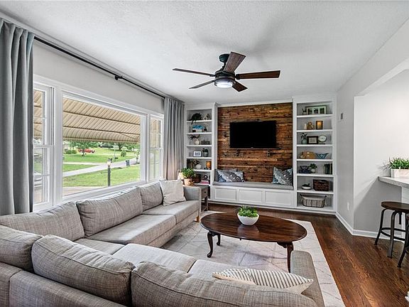 5th image of 2232 NE Gaddy Rd