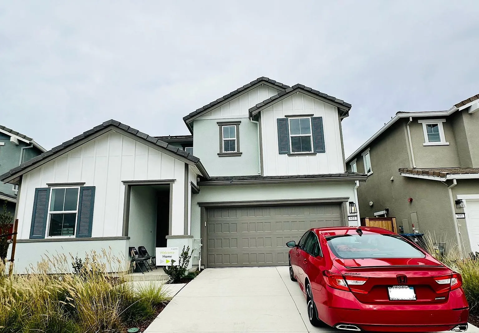 4 bed, 2.5 bath, 2030 sqft, $3,395 — Photo 1