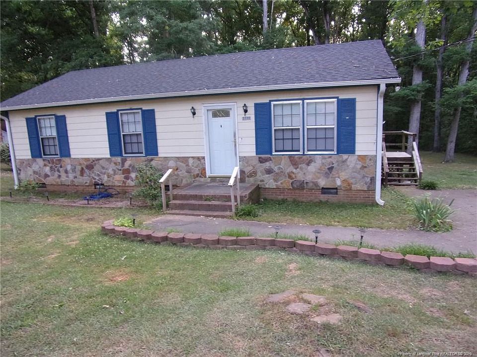 2nd image of 3102 Kendale Dr