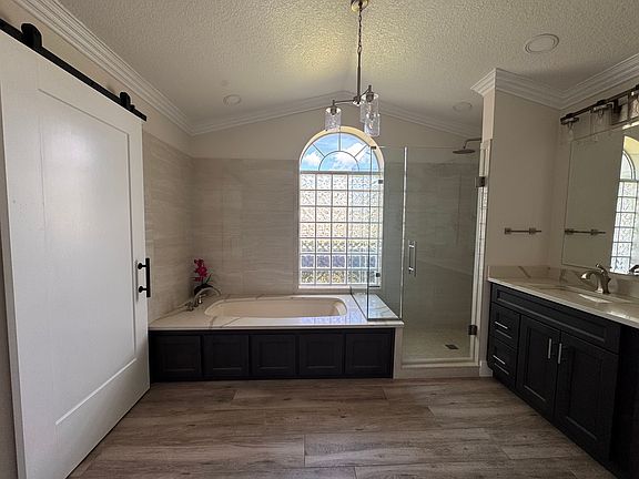 4th image of 5126 NW 26th St