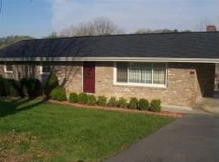 708 Kendrick Creek Rd, Kingsport, TN 37663