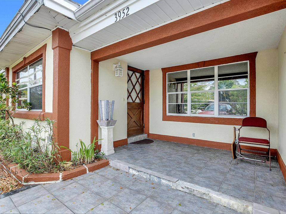 1st image of 3952 Seminole Ave