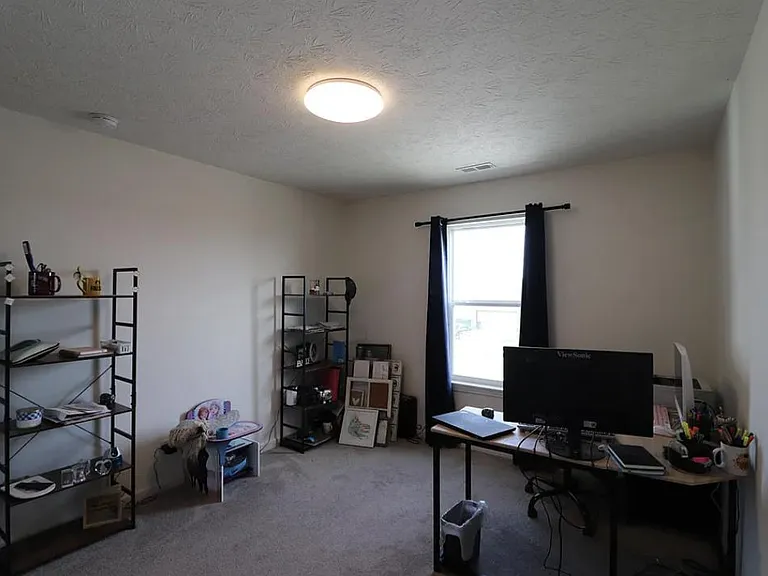 1118 Kingrail Dr — Photo 18