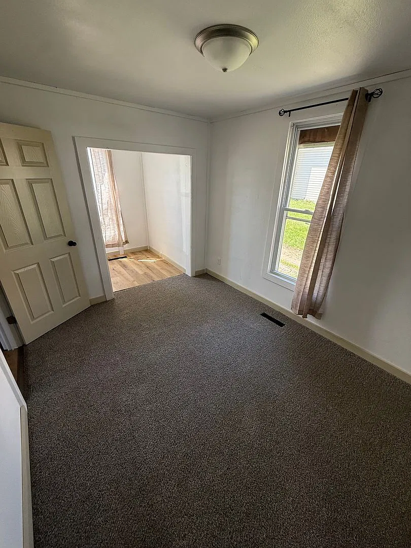 House Available — Photo 4