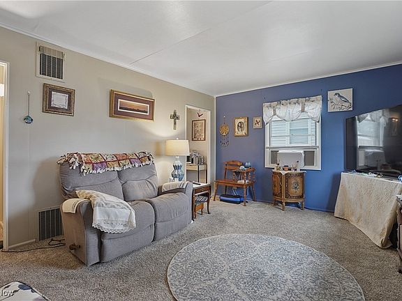 4th image of 2540 11th St
