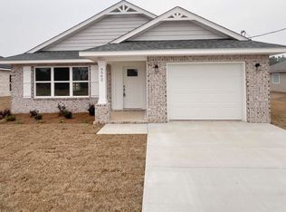 9562 Permenter Rd, Milton, FL 32583