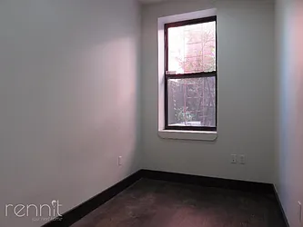 Rented by Rennit Inc.