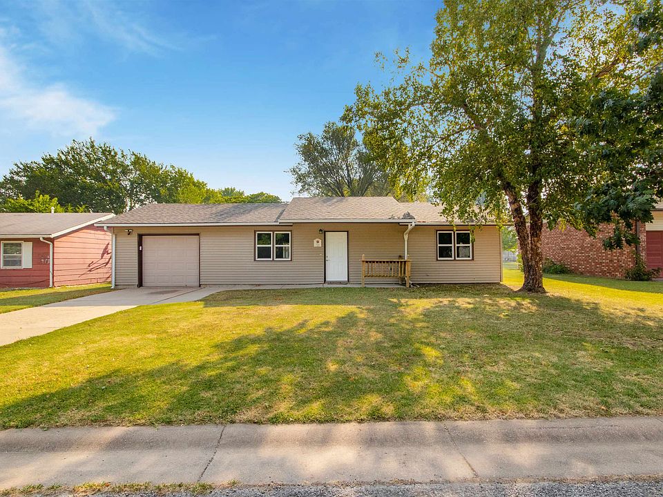 711 N Gardner St, Wellington, KS 67152 Zillow