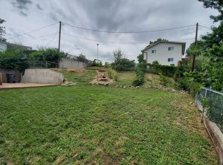 301 Moss St, Golden, CO 80401