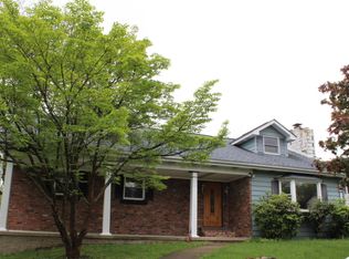 2205 Sutton Dr, Stroudsburg, PA 18360