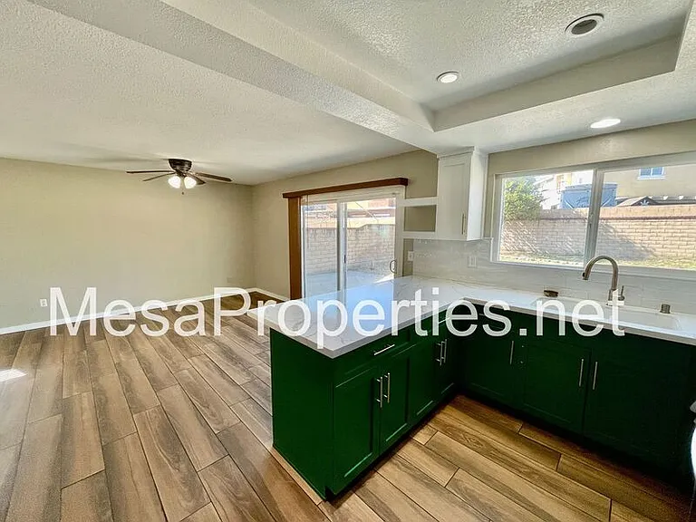 16140 Rosemary Dr — Photo 13