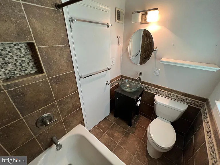 504 Walnut Dr — Photo 21