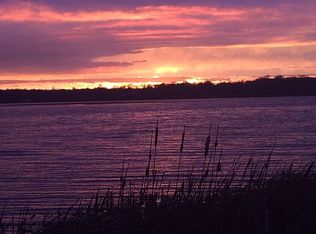 2500 E Medicine Lake Blvd, Plymouth, MN 55441